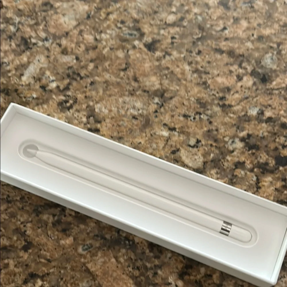Apple White Tablet Keyboard Minimalist Design